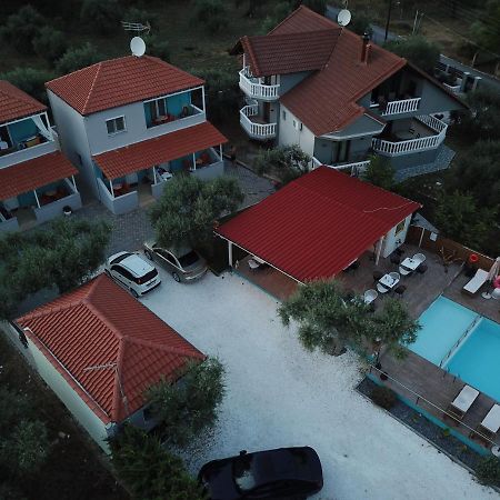 פוטוס Studios River מראה חיצוני תמונה