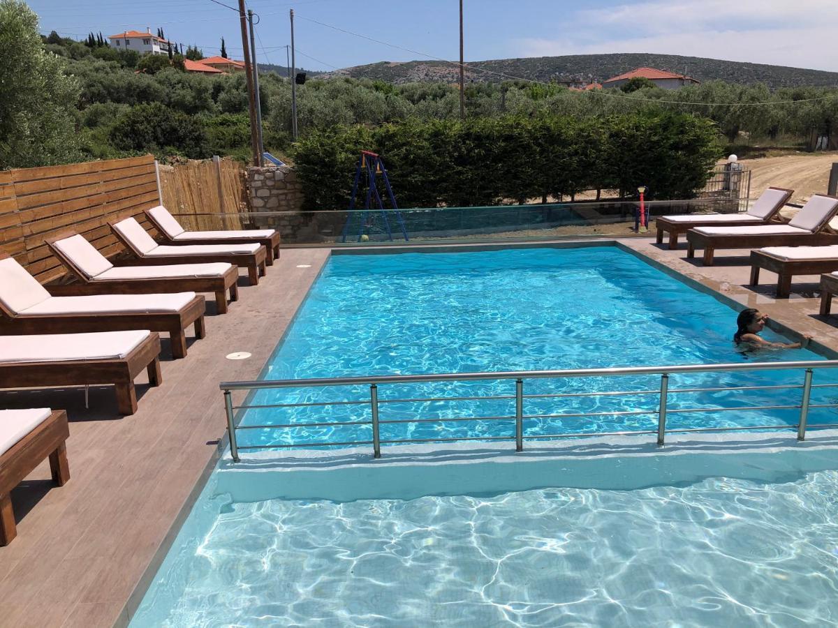 פוטוס Studios River מראה חיצוני תמונה