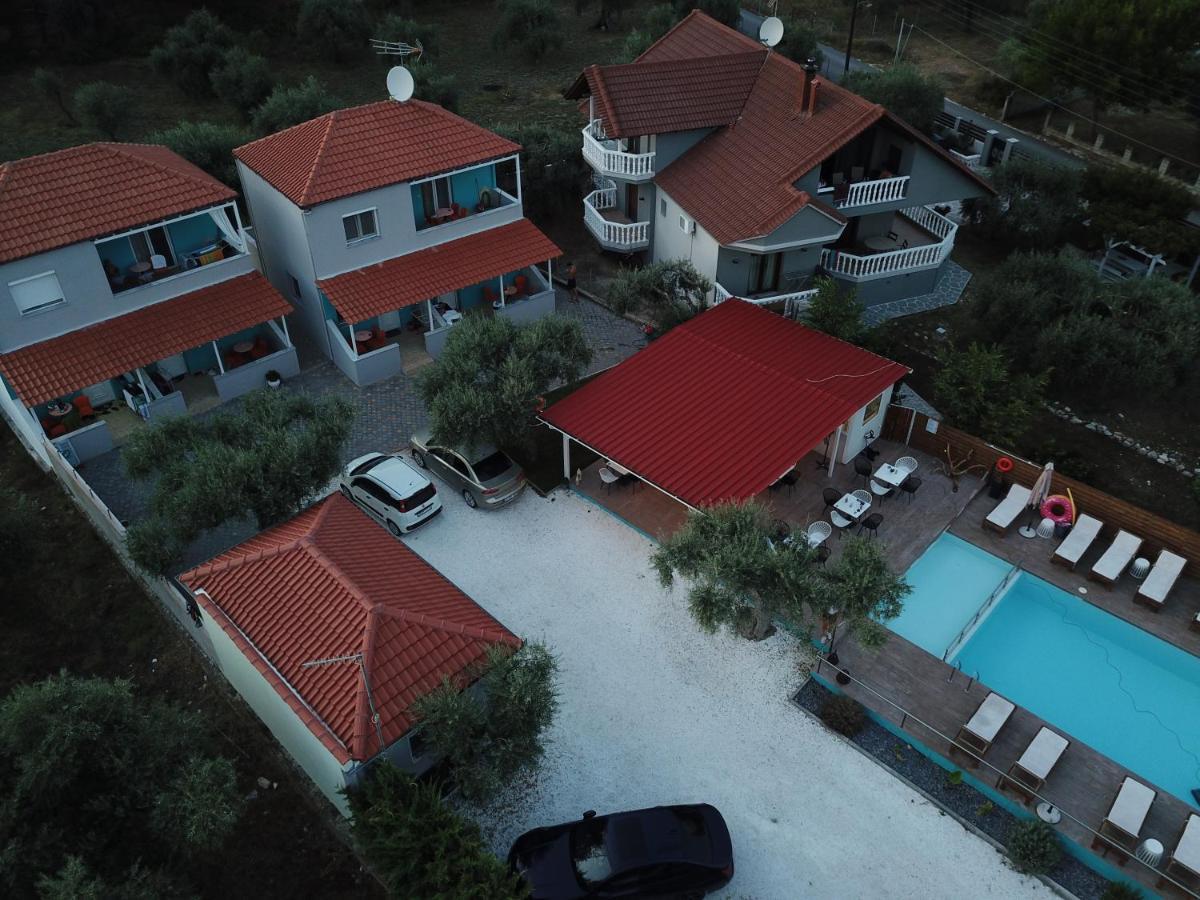פוטוס Studios River מראה חיצוני תמונה